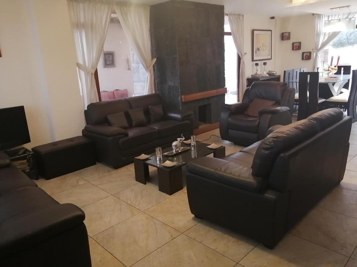Fakali Homestay Quito Exterior photo